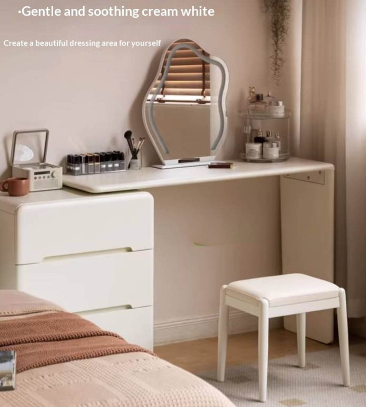 Solid Rubberwood Modern Simple Makeup Stool