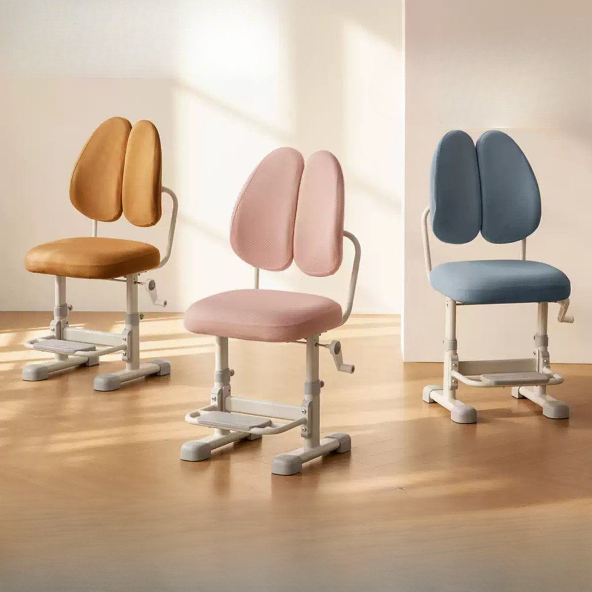 Adjustable Hand-cranked Height  Chair
