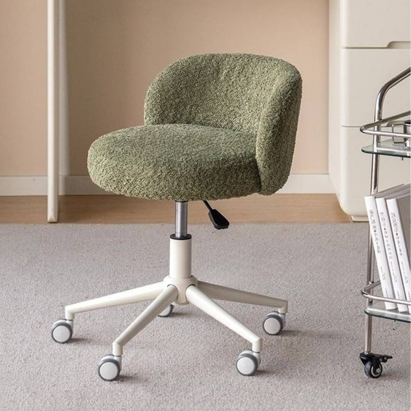 Height Adjustable Makeup Chair