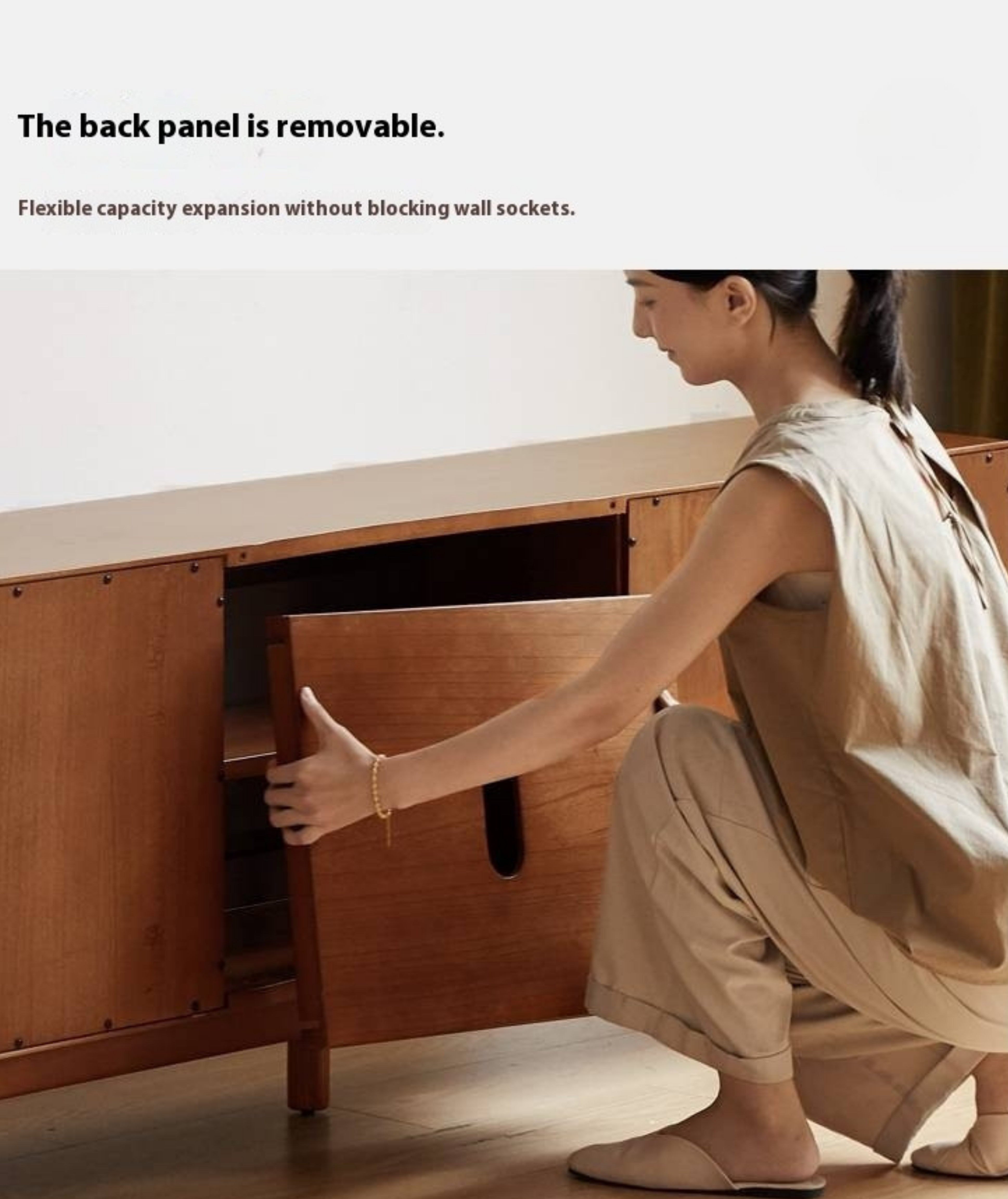 Poplar Solid Wood Medieval Style TV Cabinet