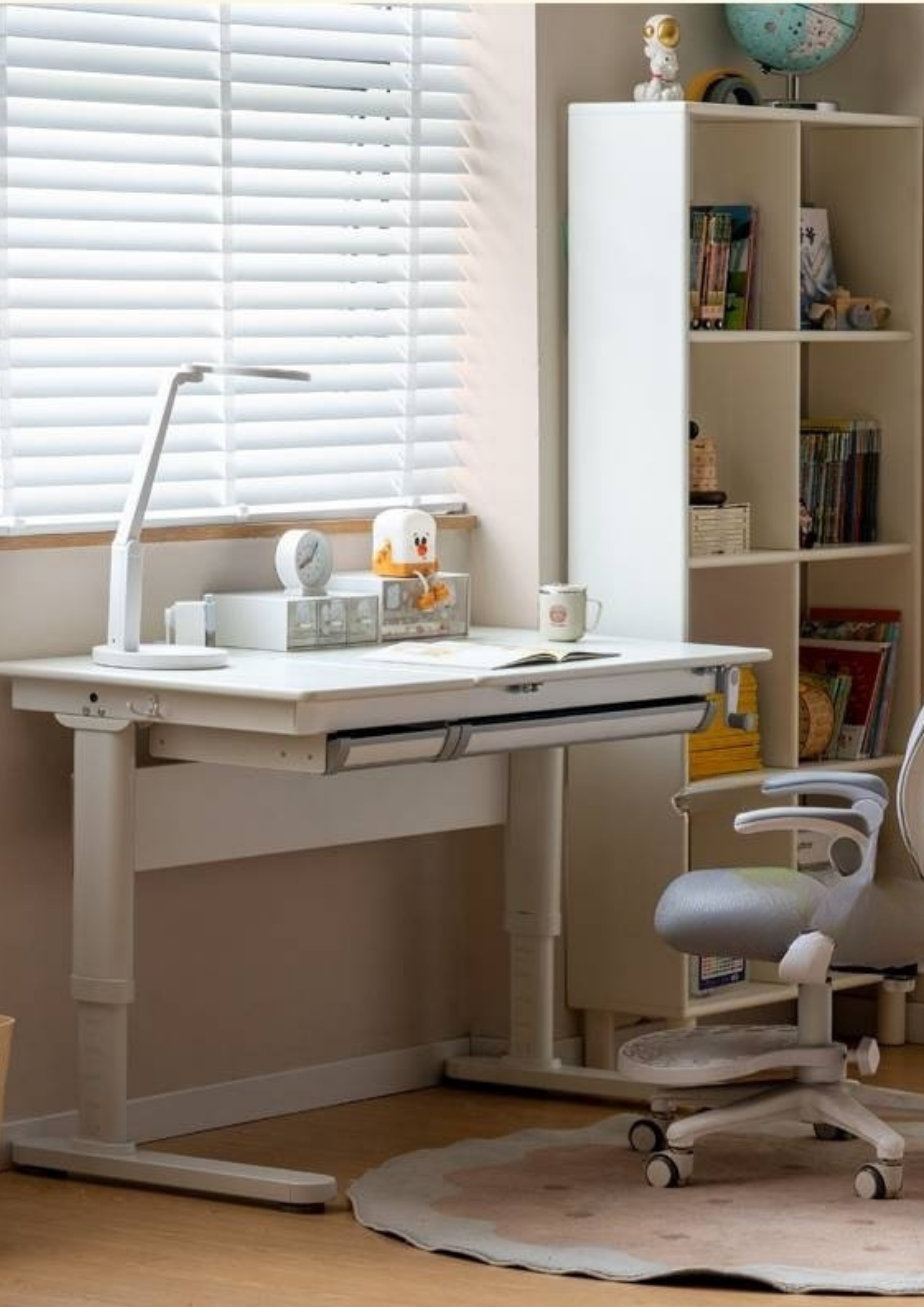 Solid RubberWood Solid Wood Сhildren's Liftable Desk