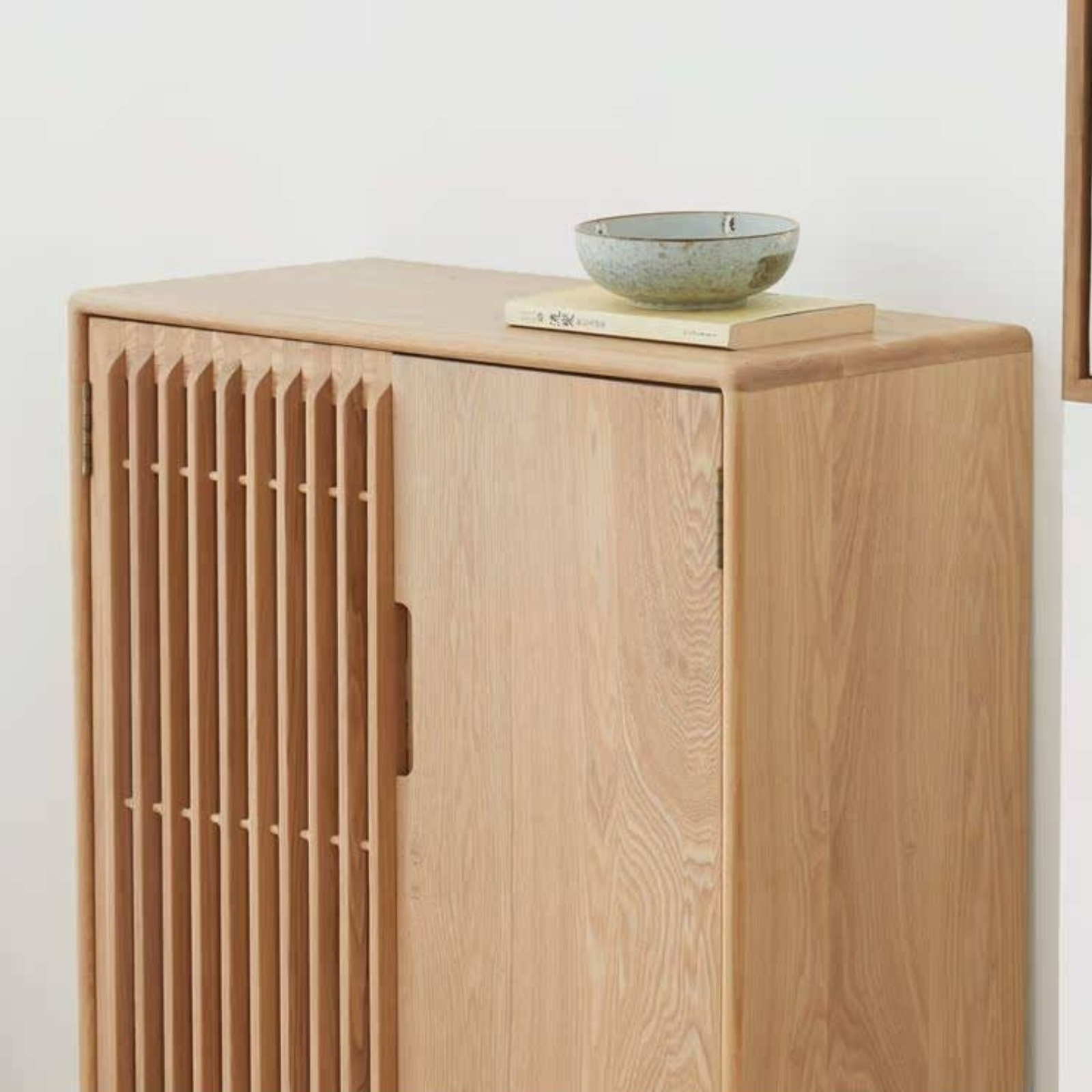 Ash Solid Wood Full Entrance Storage Shoe Cabinet