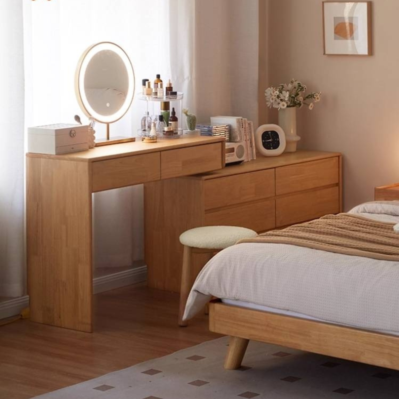 Solid Rubberwood Telescopic Makeup Desk