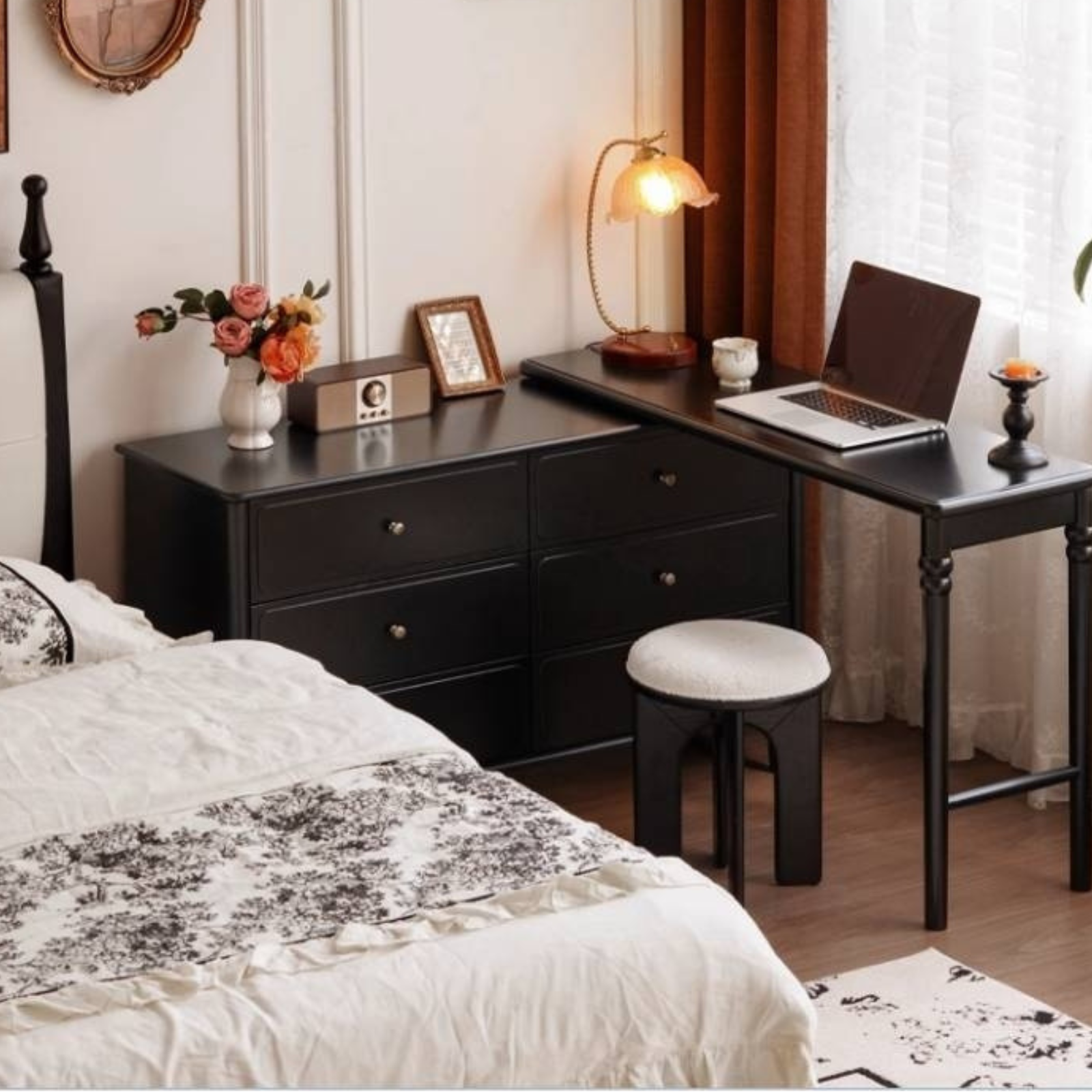 Solid Rubberwood French Retro Makeup Table