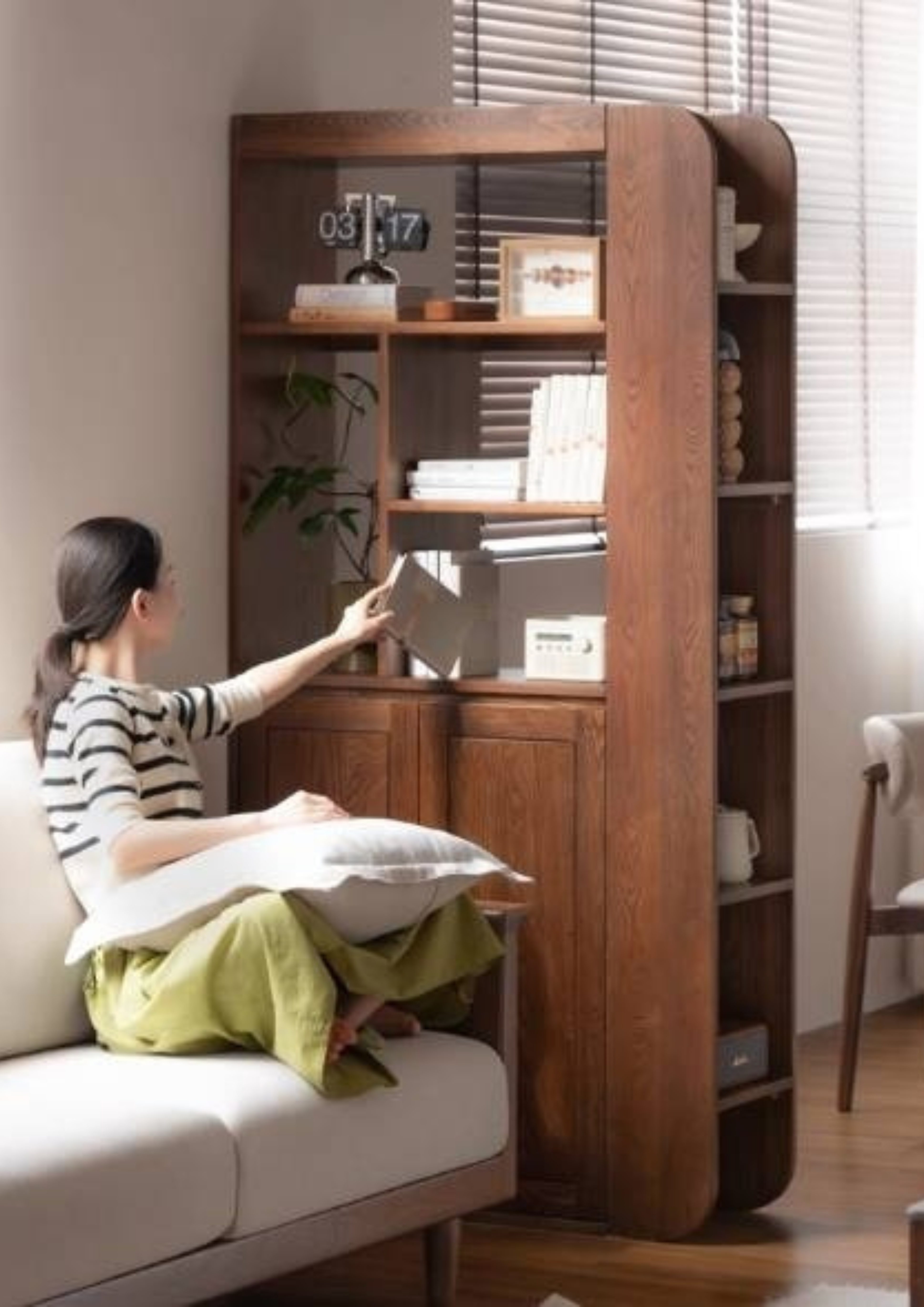 Ash Solid Wood Nordic Style Entrance Shoe Cabinet