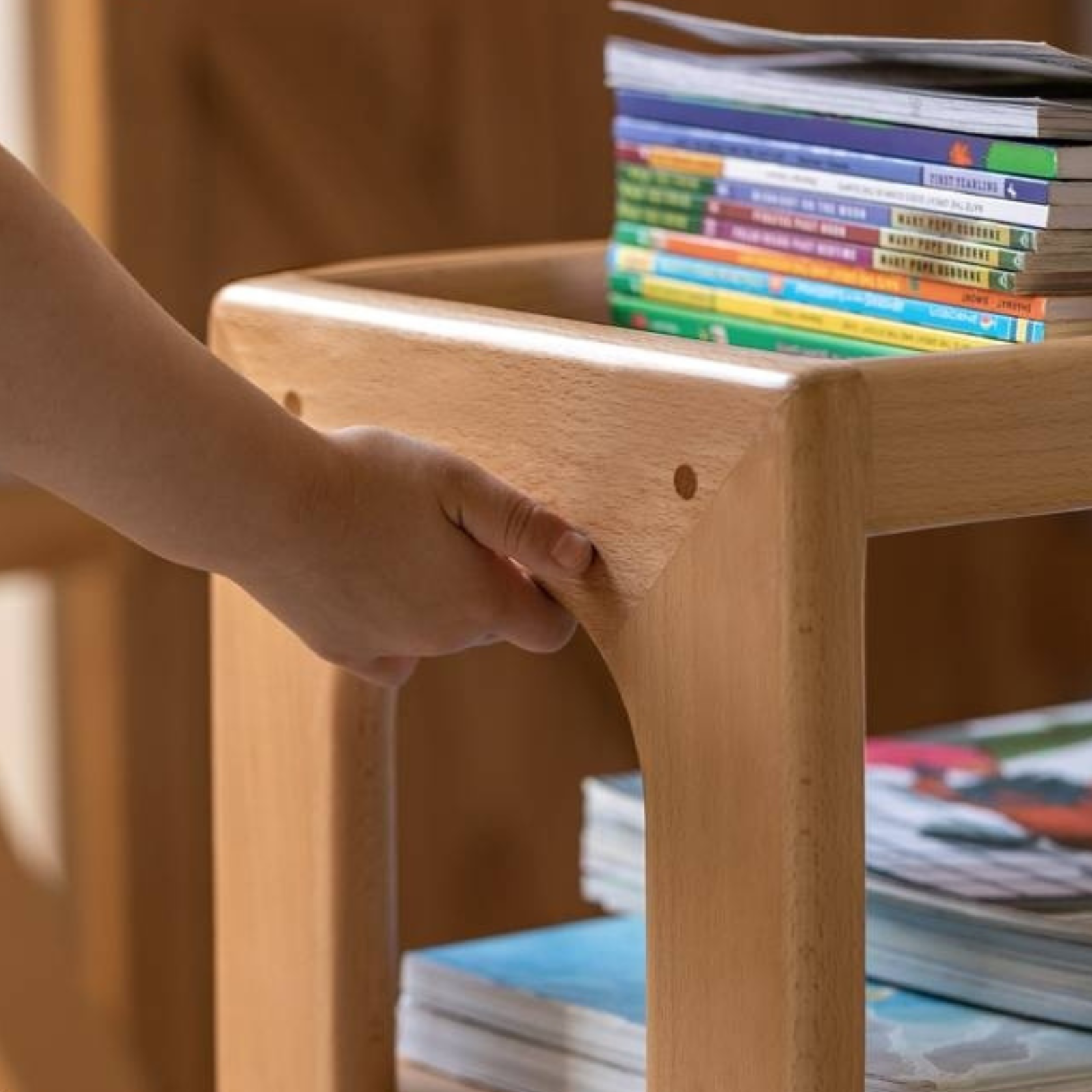 Beech Solid Wood Movable Children's Montessori Under-Table Bookshelf with Wheels