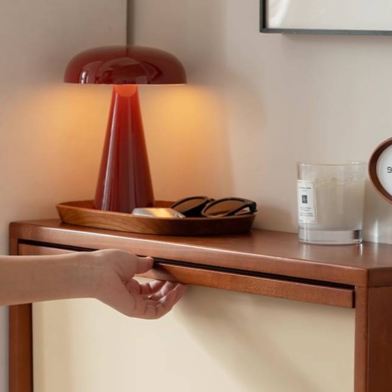 Poplar Solid Wood Middle Ages Style Shoe Cabinet