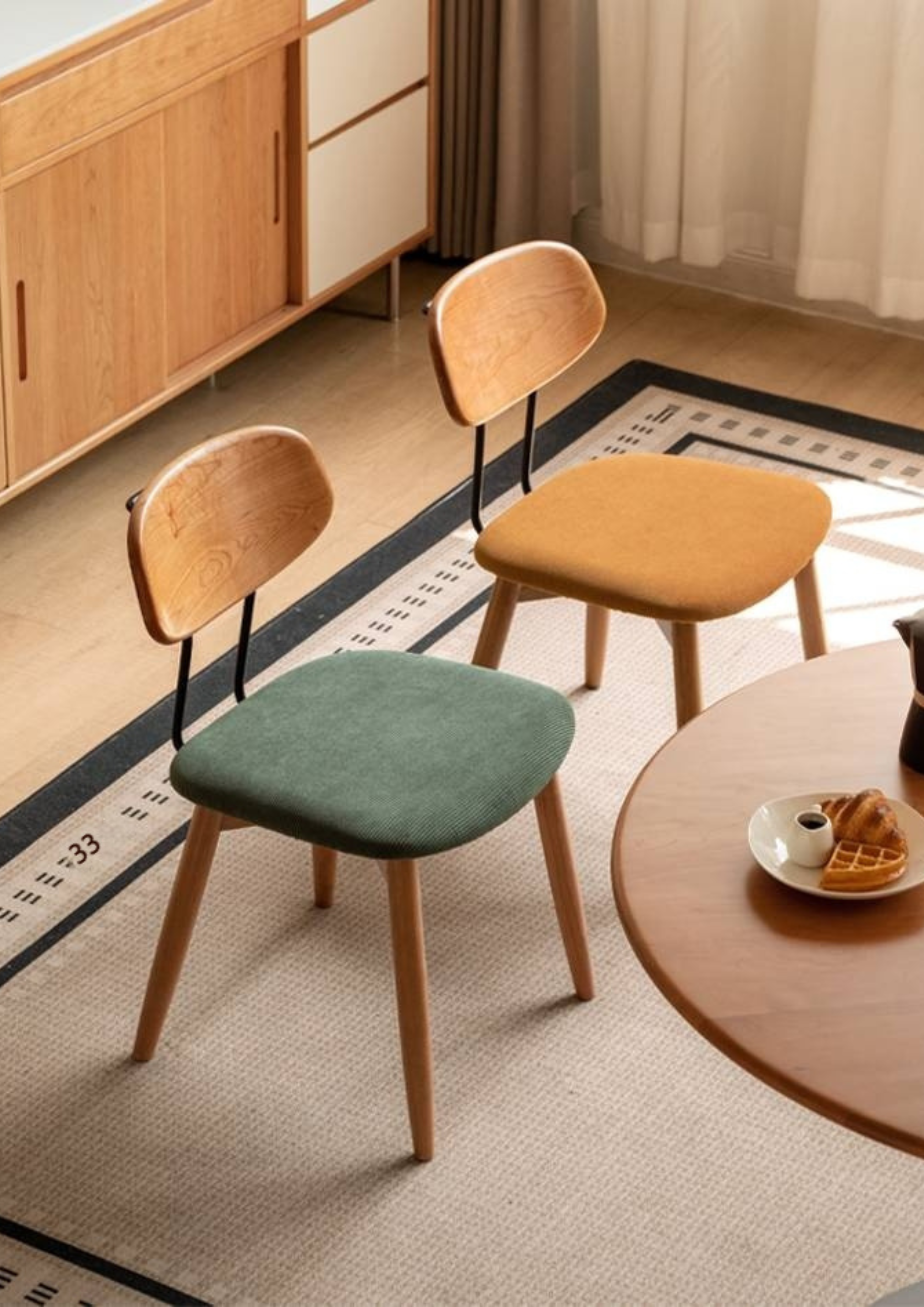 Set 4 pcs Cherry Solid Wood Bauhaus Style Retro Dining Chair