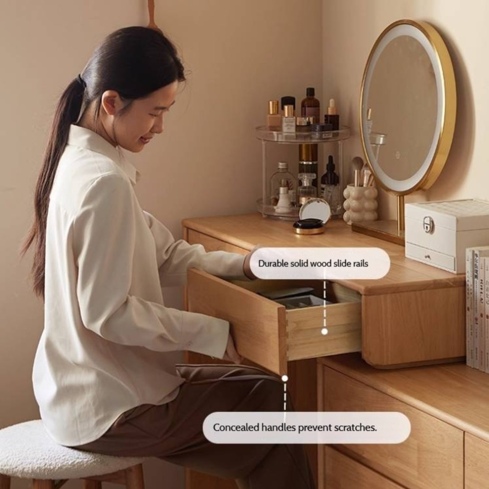 Solid Rubberwood Telescopic Makeup Desk