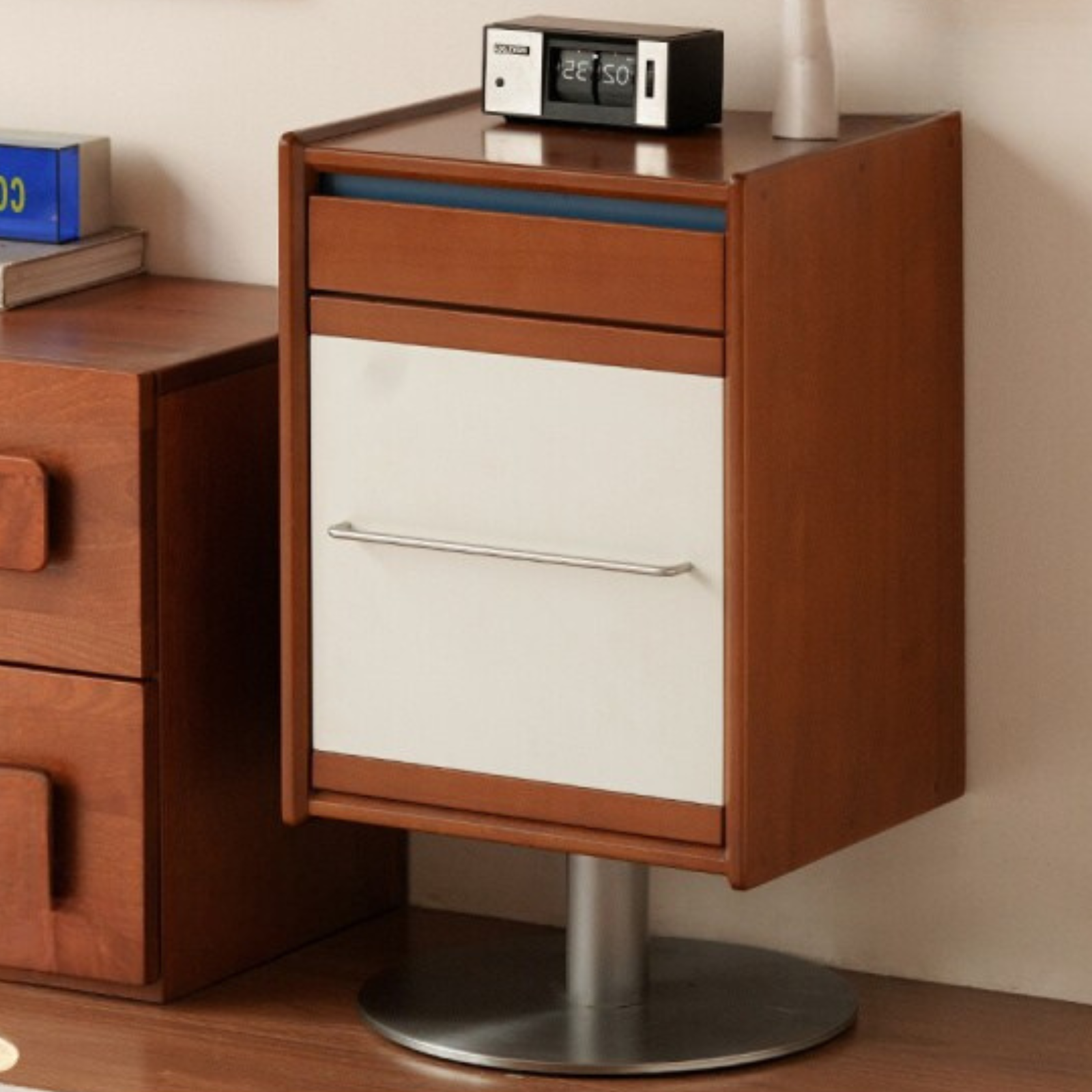 Poplar Solid Wood Vintage Side Table