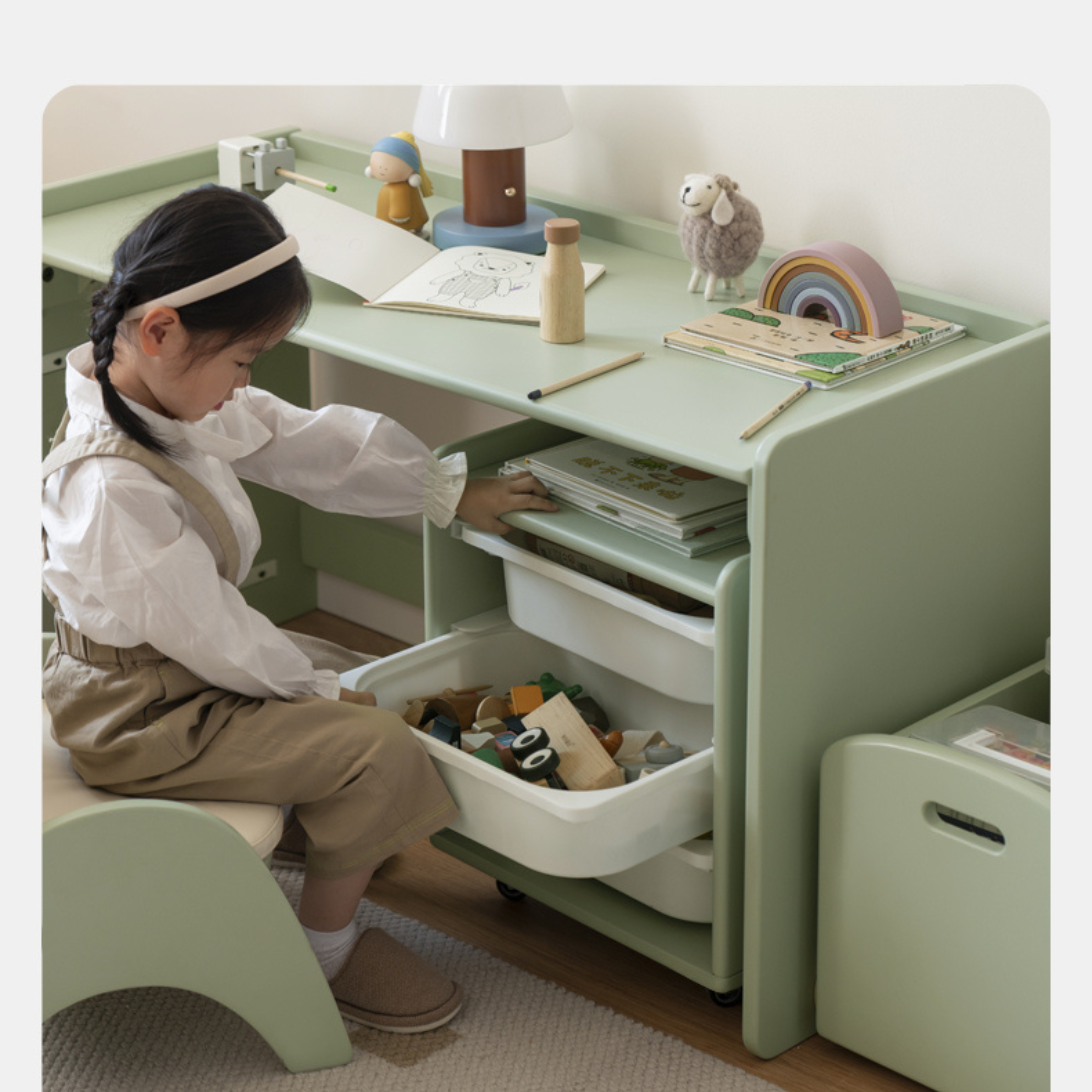 Poplar Solid Wood Children's Lift Table Table Storage Cabinet