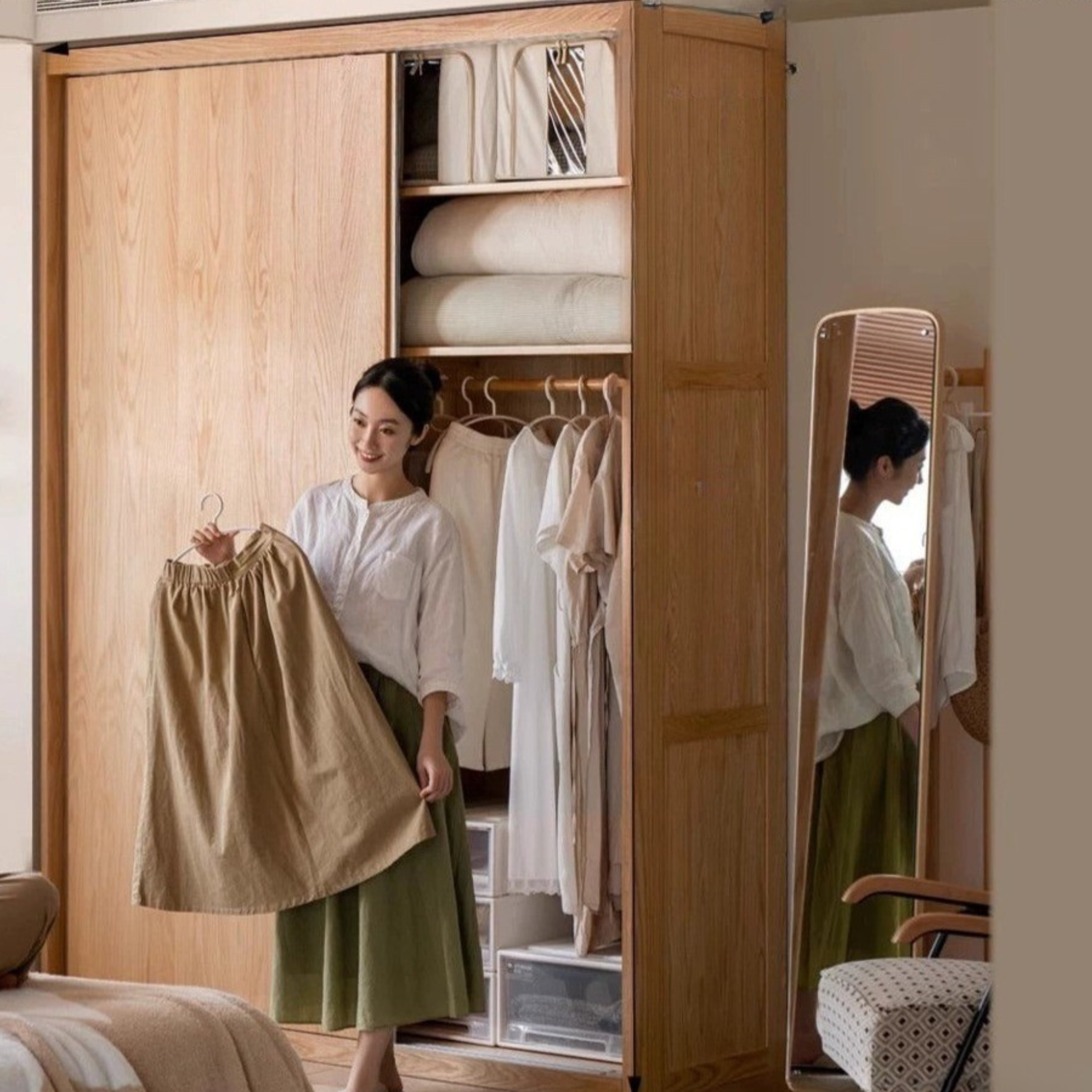 Oak Solid Wood Sliding Door Wardrobe.