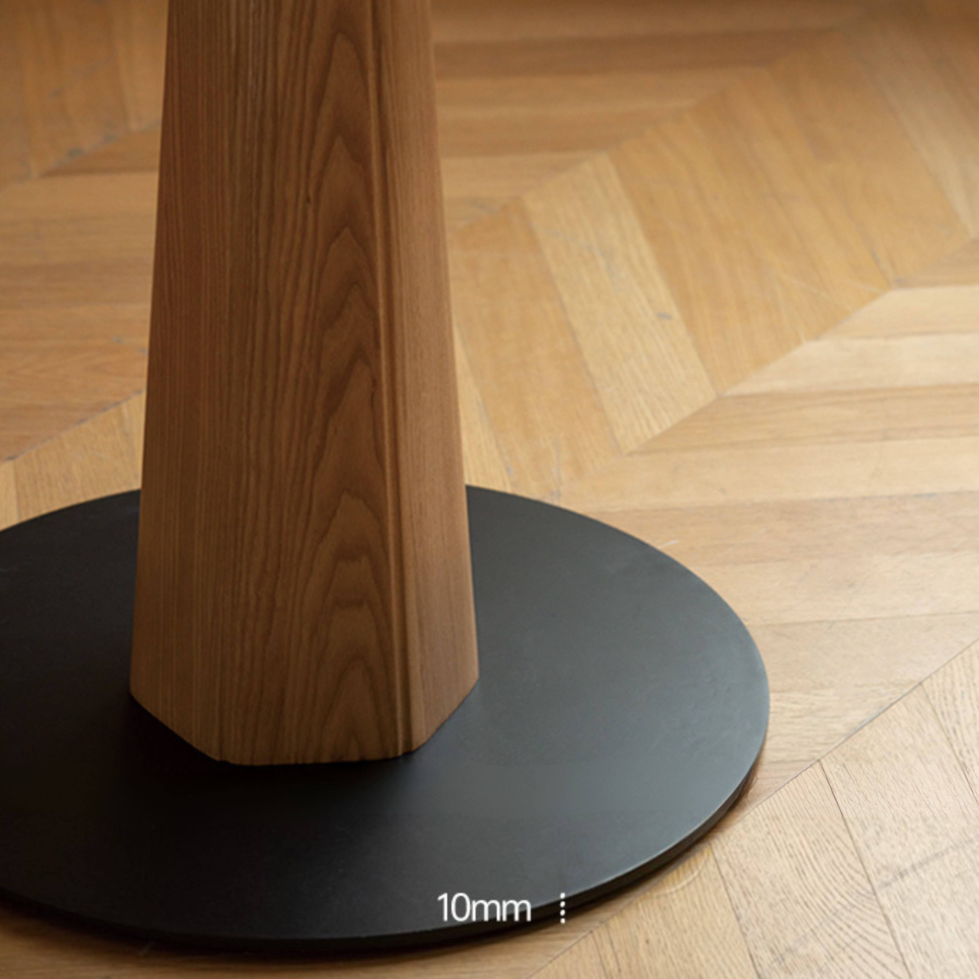 Ash Solid Wood Nordic Dining Round Table