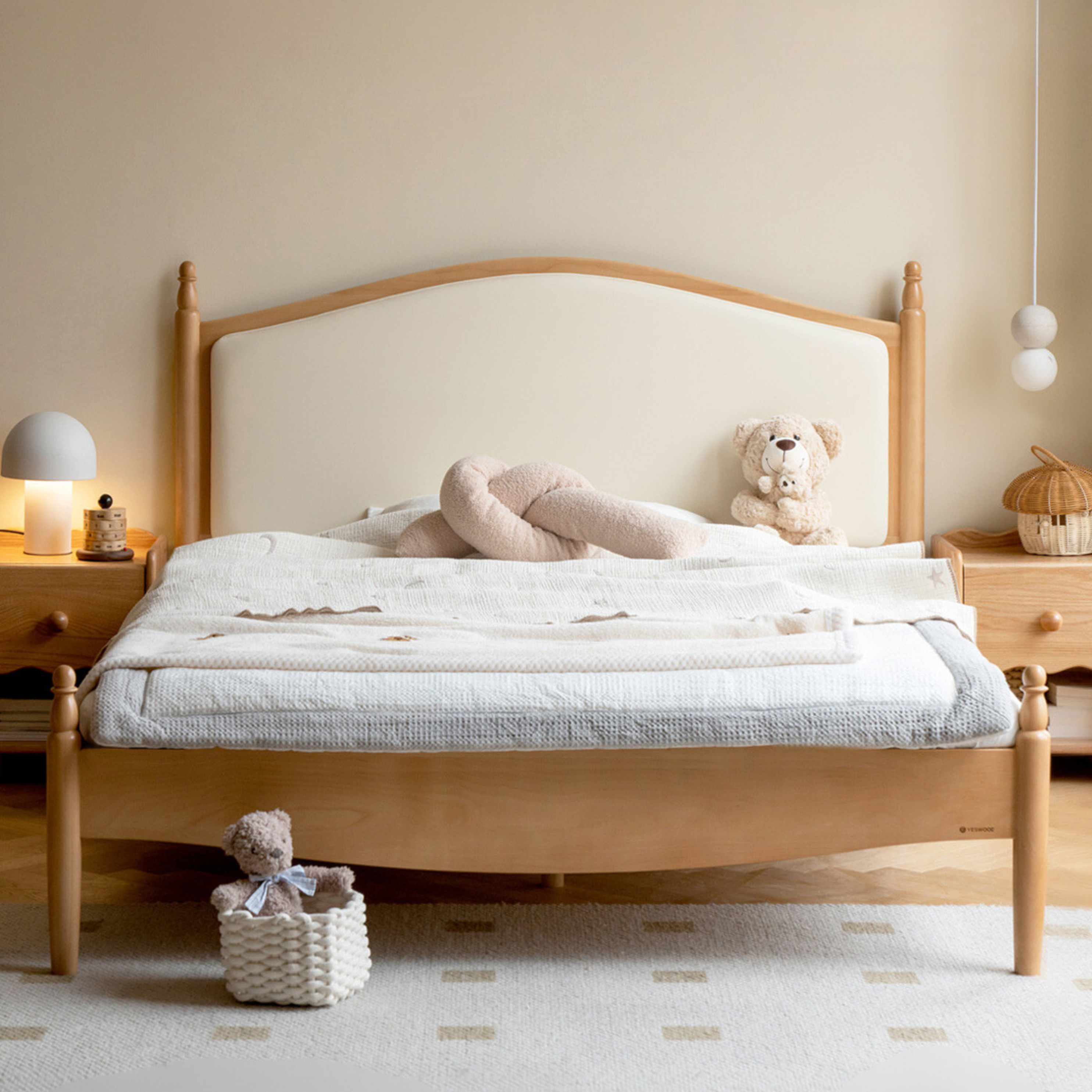 Solid wood Princess bed+)