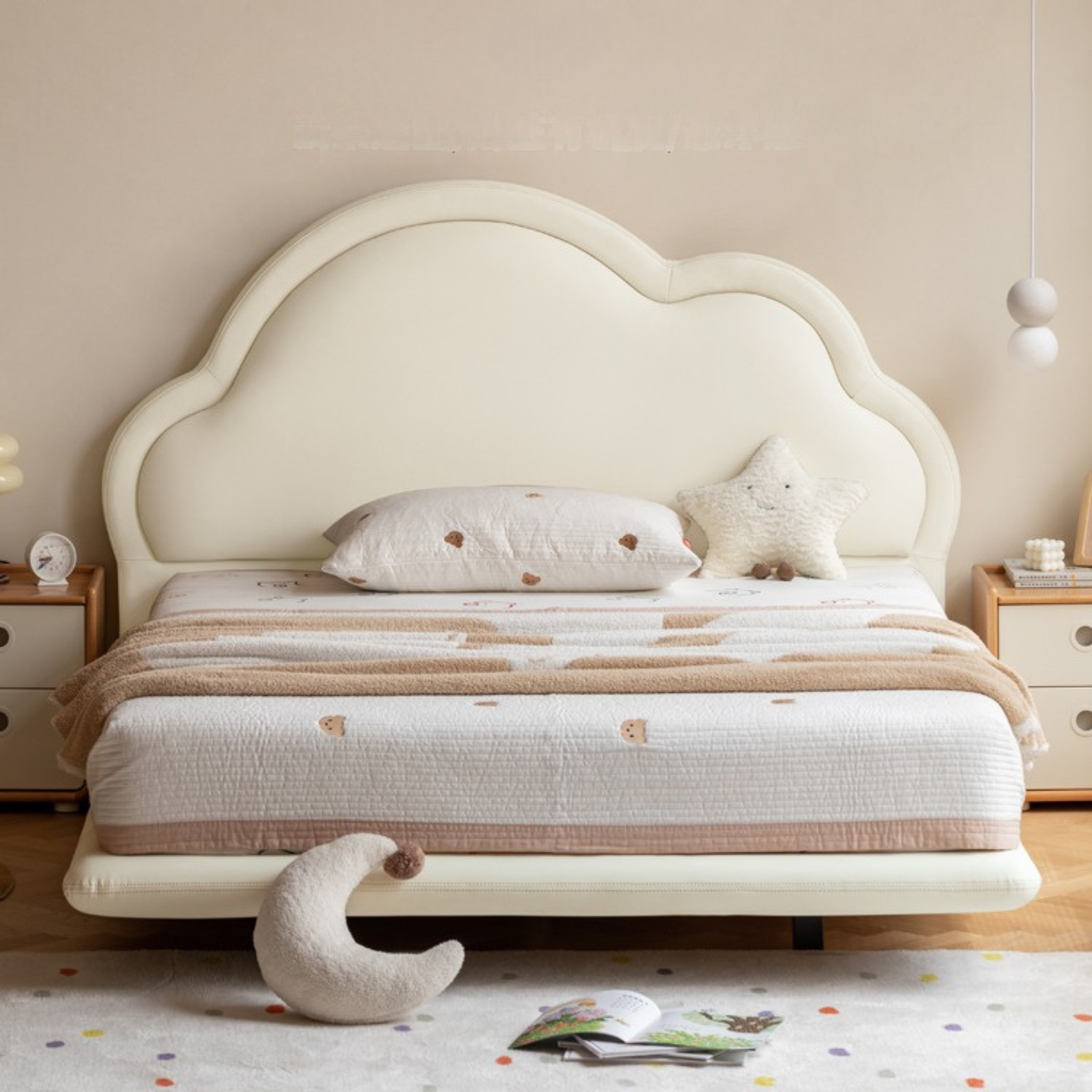 Organic Leather kid's Cloud Bed, suspended bed cream style)