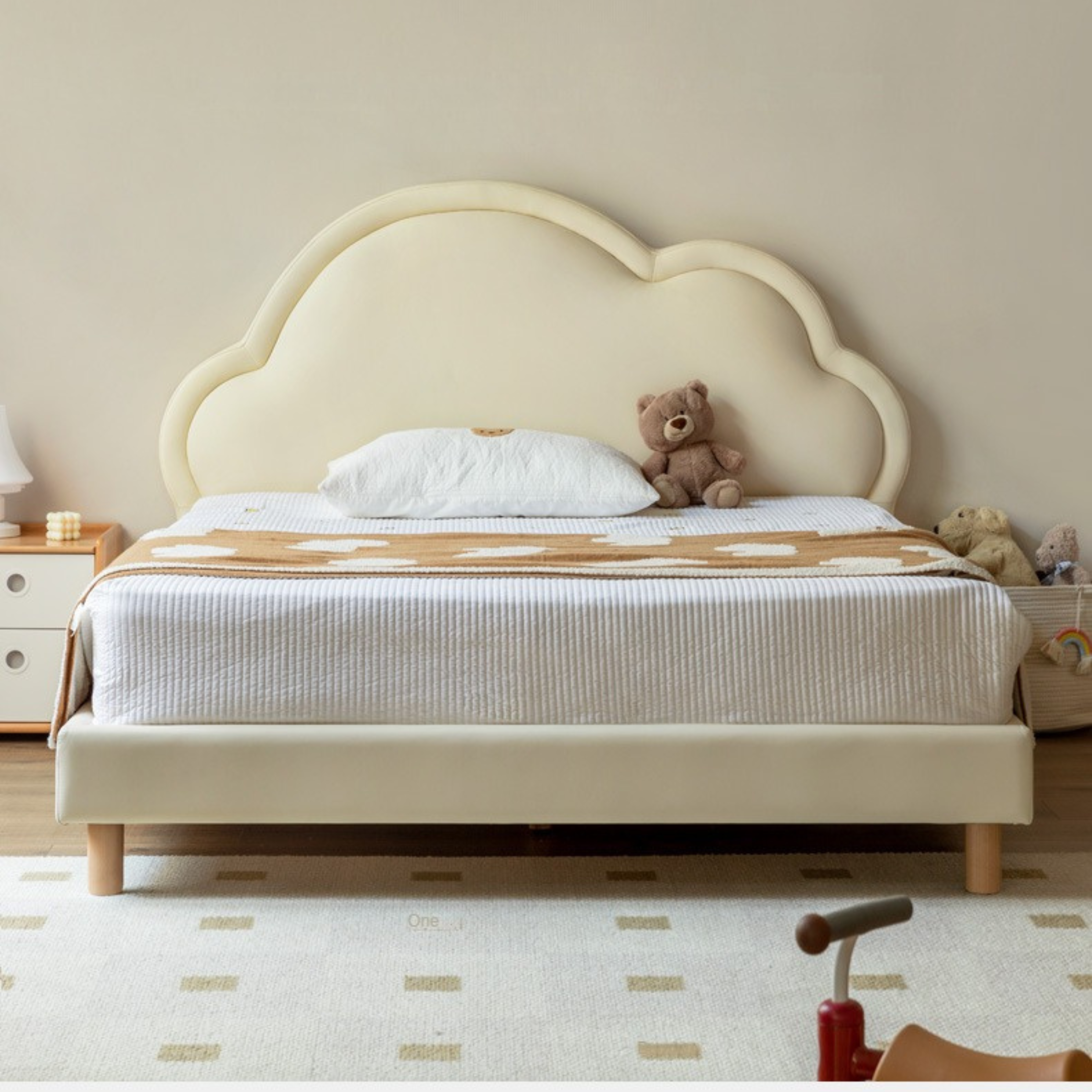 Organic Leather kid's Cloud Bed, cream style_)
