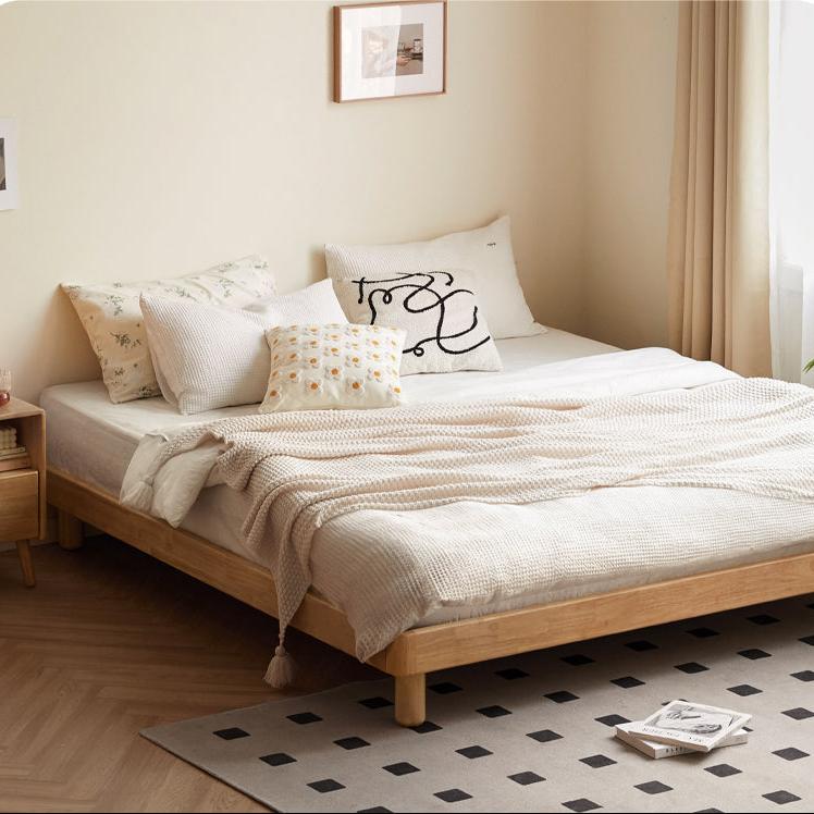 Pine Solid Wood Minimalist platform bed, headboard-free bed