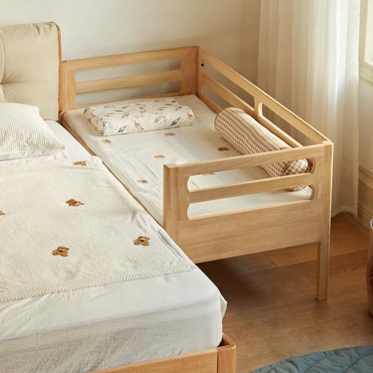 Solid wood children's splicing bed