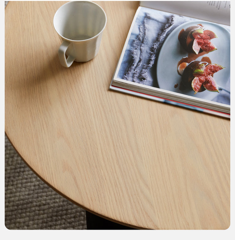 Oak Solid wood round edge table -