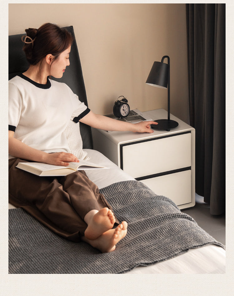 Solid Rubberwood Modern Minimalist Nightstand