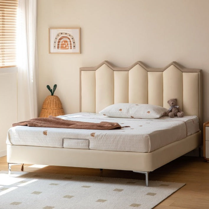 Organic Leather kid's castle bed, cream style)
