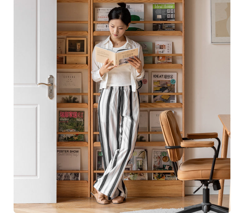 Oak solid wood wall-mounted ultra-thin bookshelf