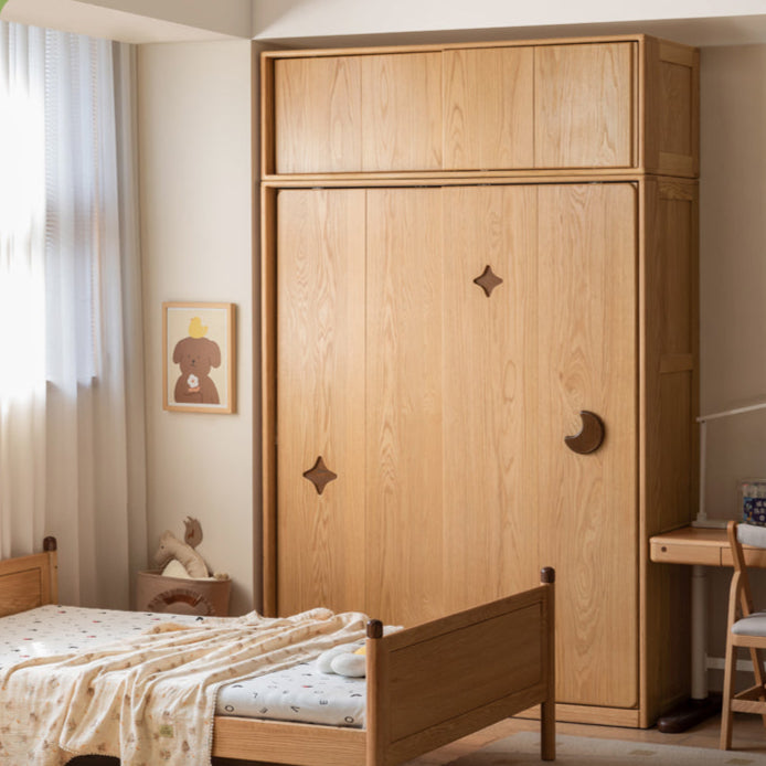 Oak Solid Wood Children's Sliding Door Wardrobe