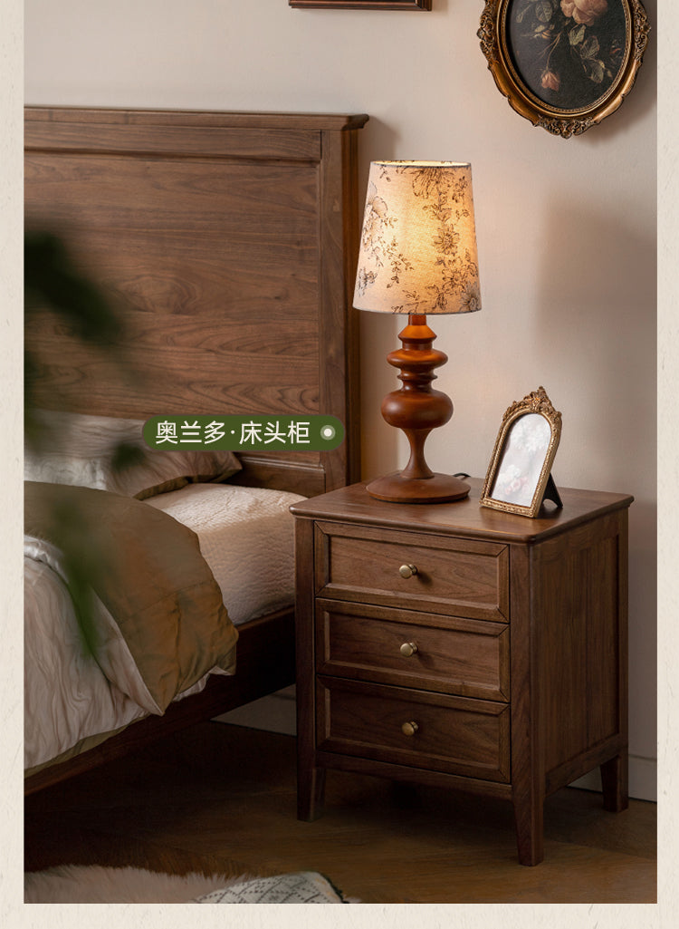 Black walnut solid wood American retro bed<