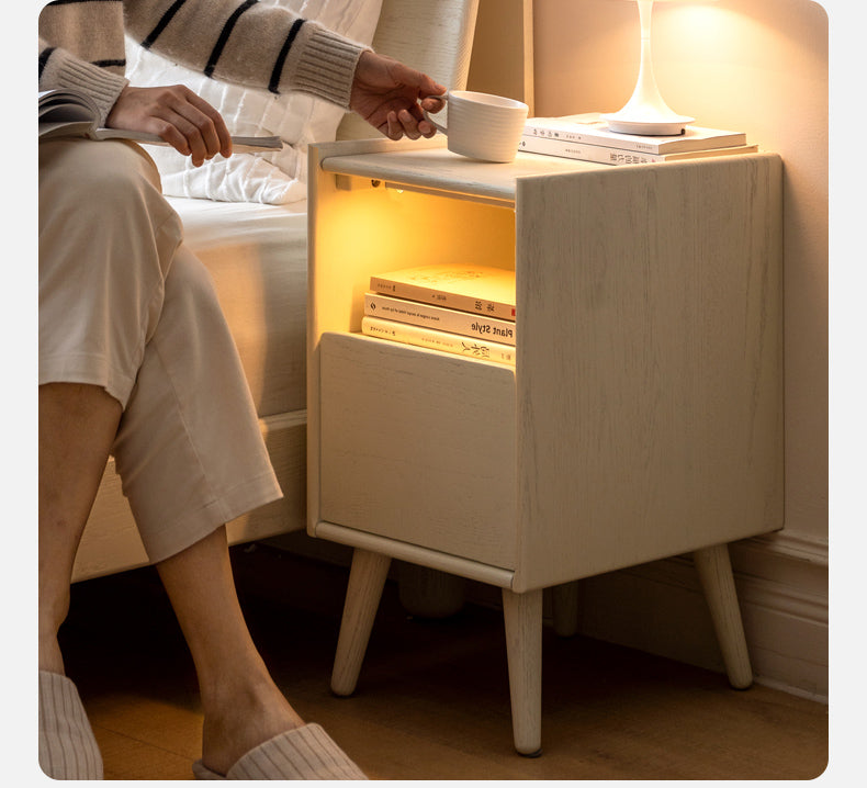 Rubber wood, Oak solid wood Nightstand.