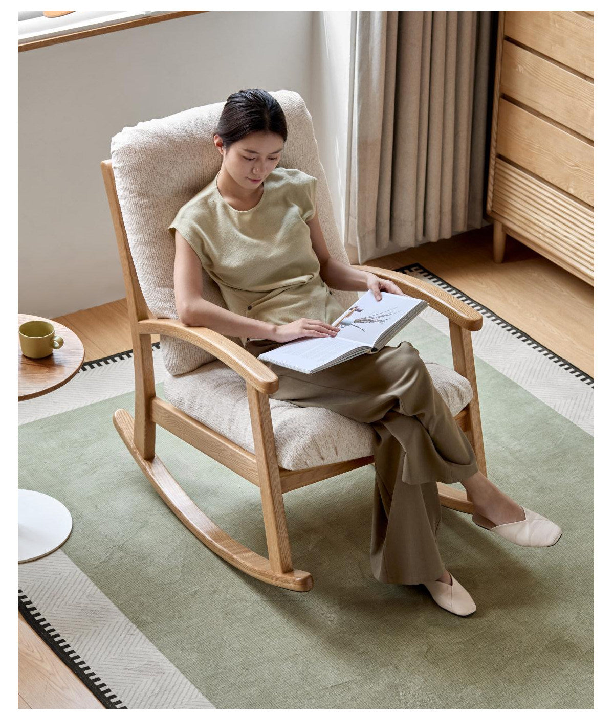 Oak Solid Wood Rocking Chair