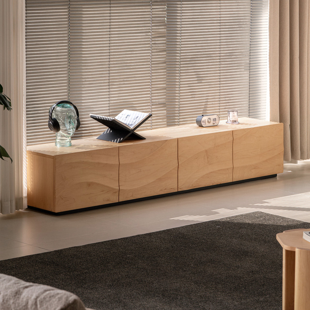 North American Hard Maple Solid Wood TV Cabinet with Modern Minimalist Design and Large Capacity