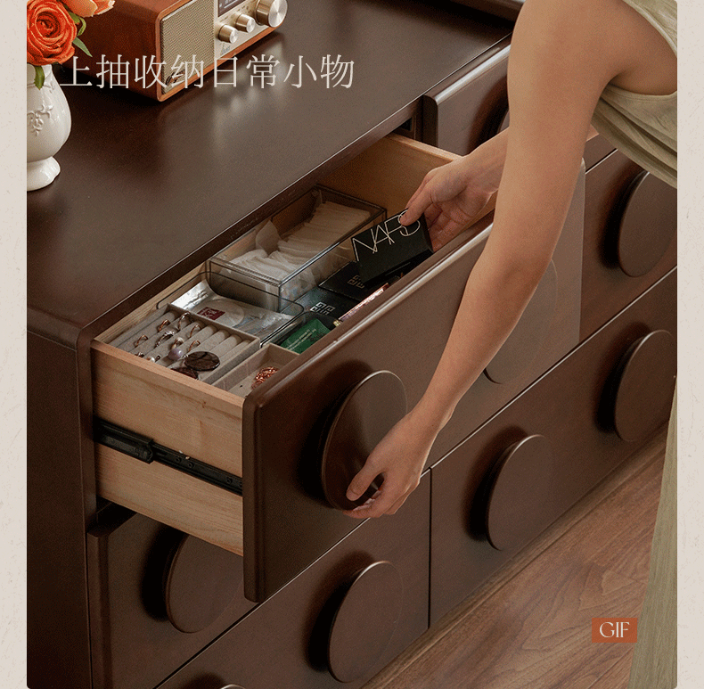 Poplar Solid Wood Retro Medieval Style Rotating Dressing Table