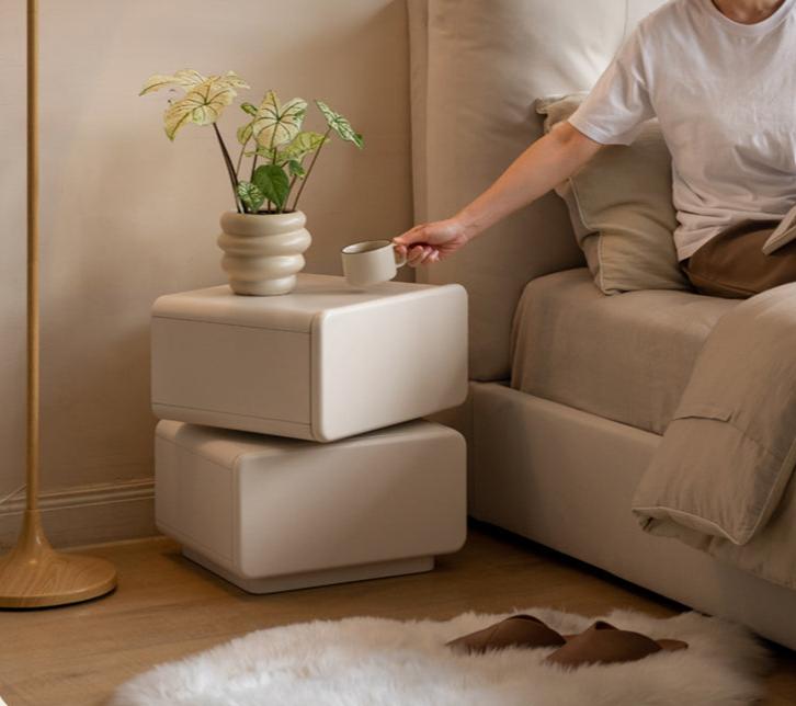 Poplar Solid Wood White nightstand,