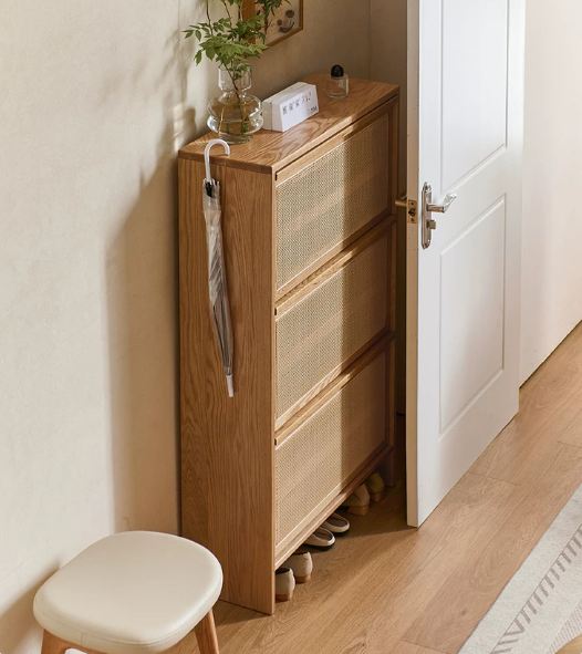 Oak Solid Wood Shoe Cabinet with Modern Minimalist Flip Door, Rattan Accents
