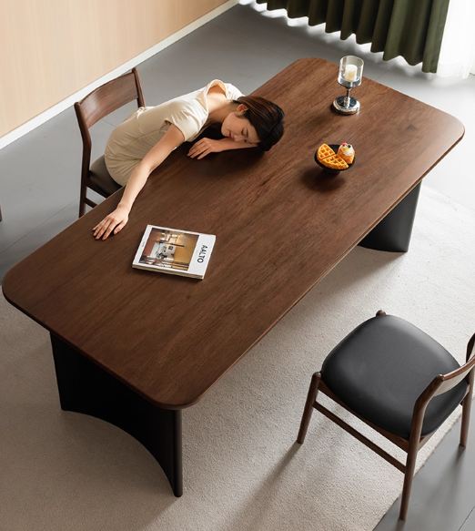 Solid Longan Hardwood Dining Table Italian Light Luxury