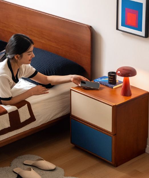 Poplar Solid Wood Bauhaus Style Nightstand