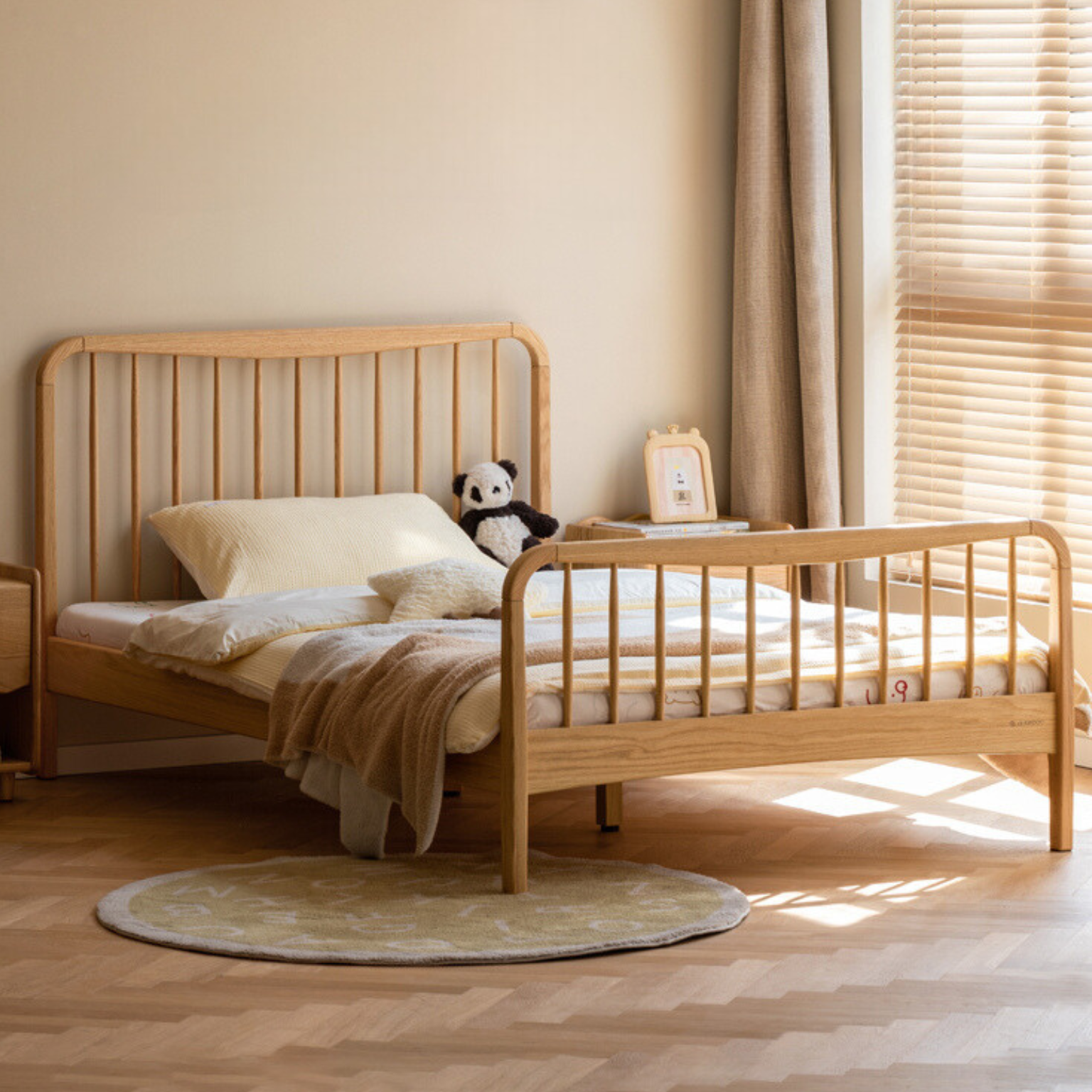 Oak Solid Wood Children's High Head Windsor Bed