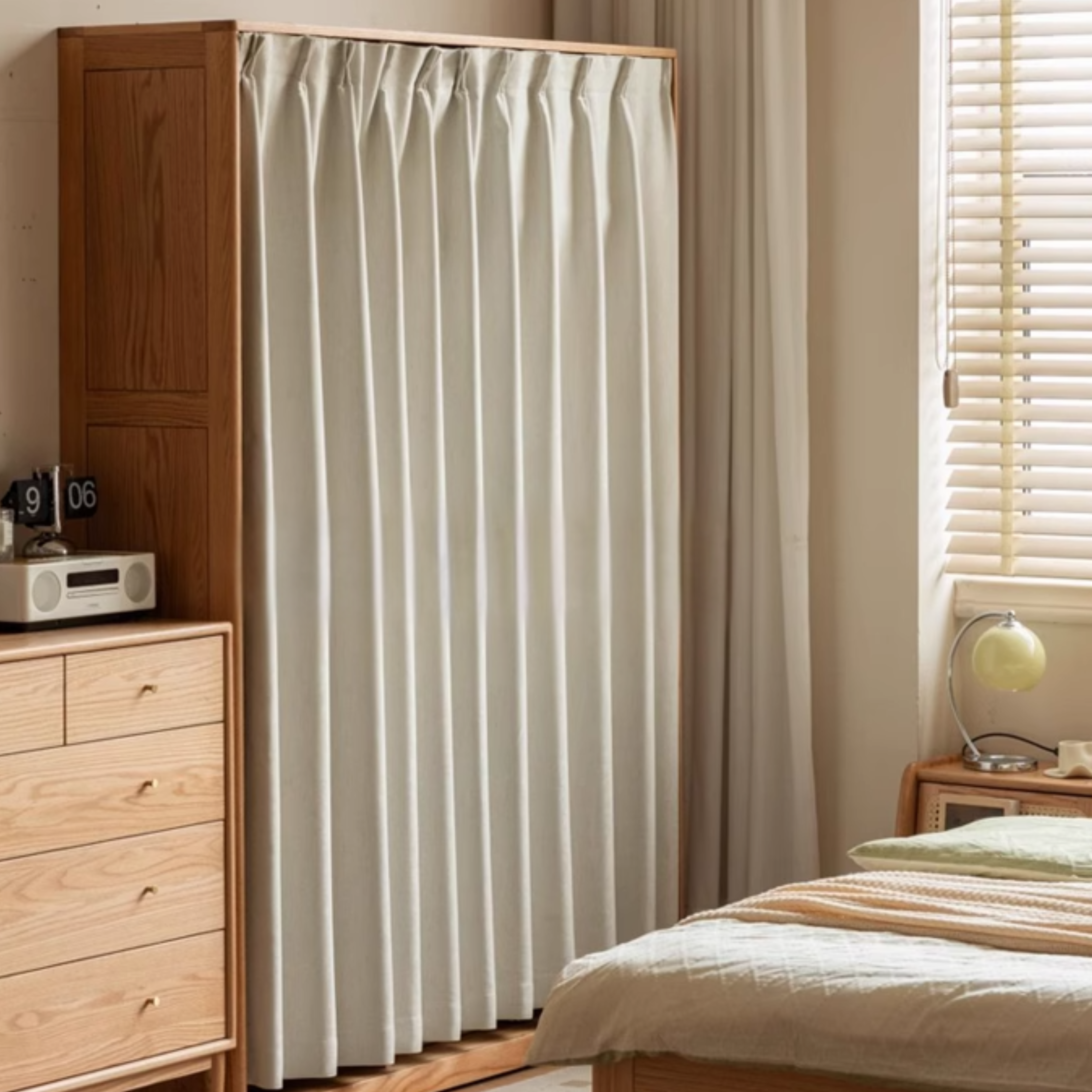 Oak Solid Wood Wardrobe Thin Cloth Curtain