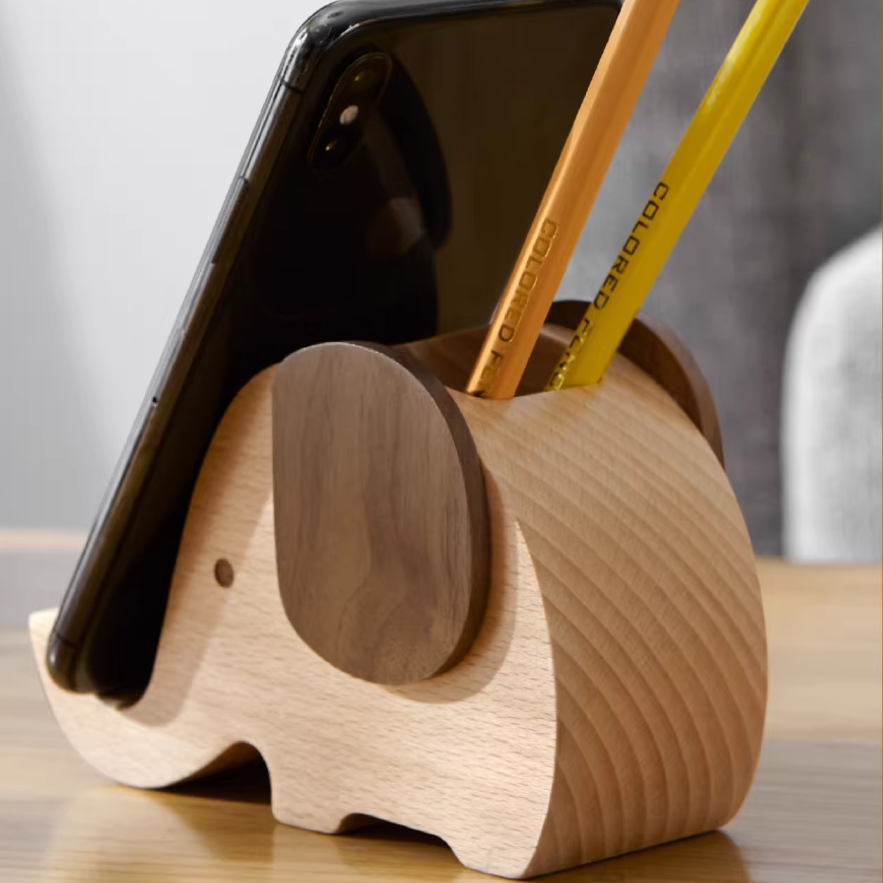 Solid wood animal shape pen holder