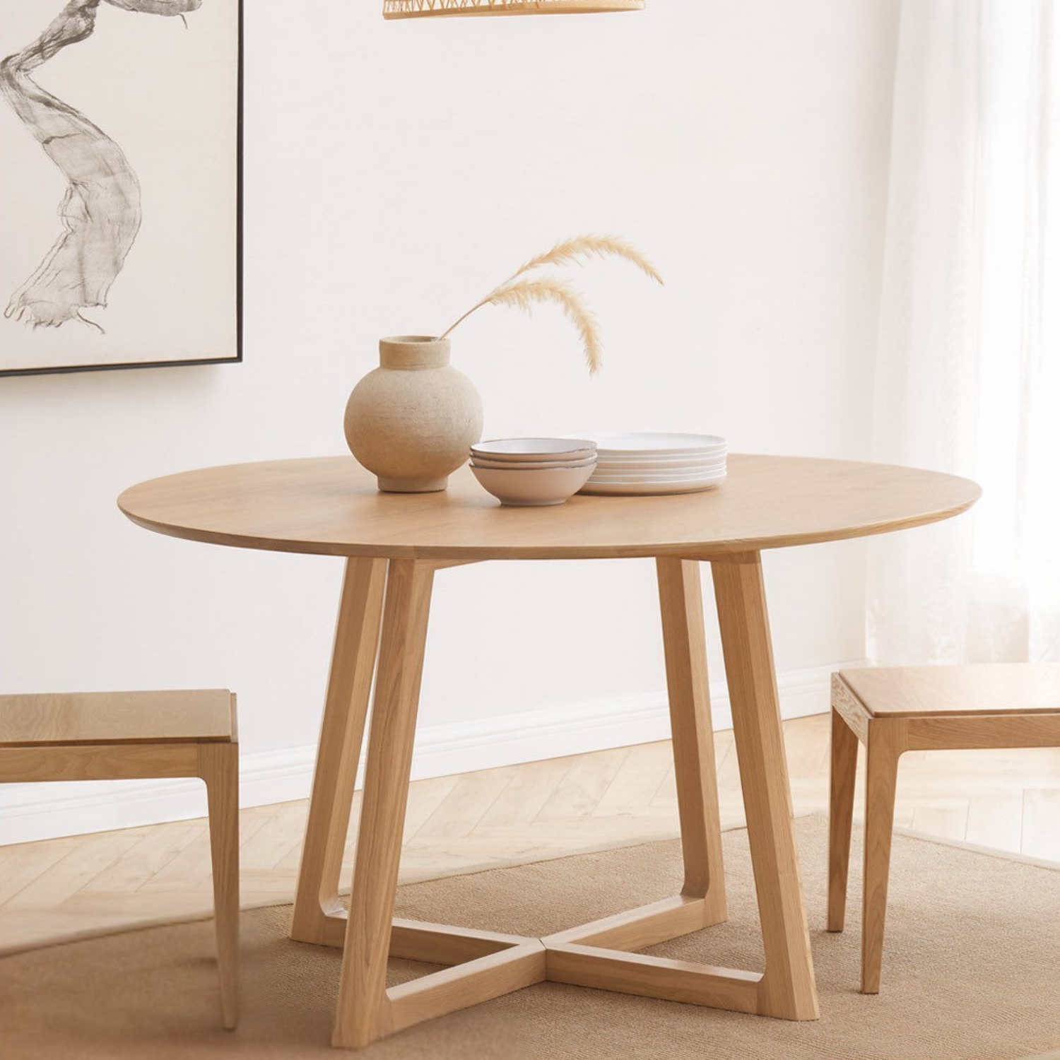 Ash Solid Wood Round Dining Table