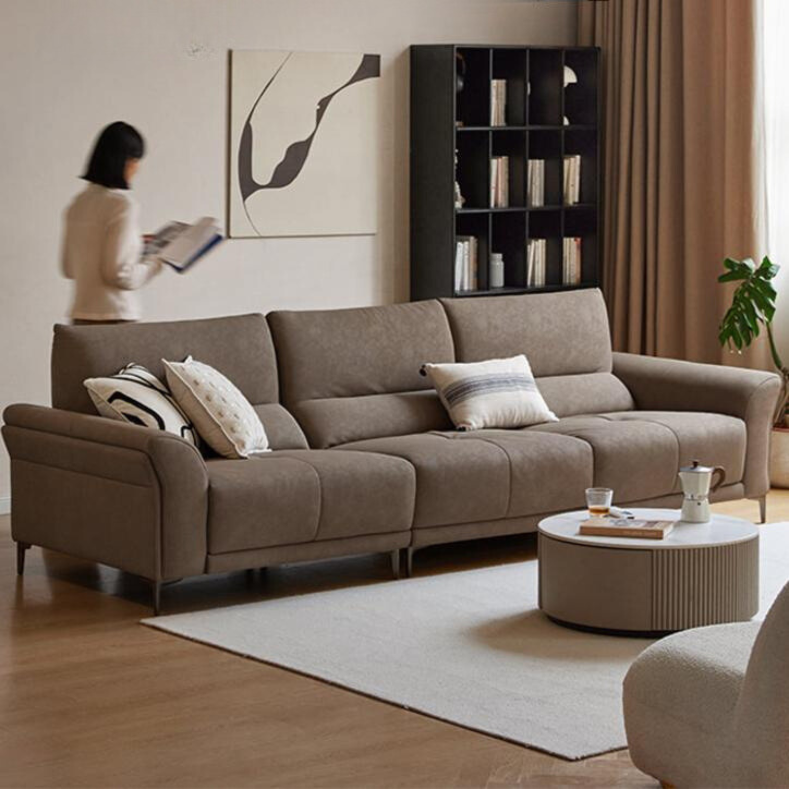 Fabric Italian Minimalist Three-seater High-legged Straight Sofa