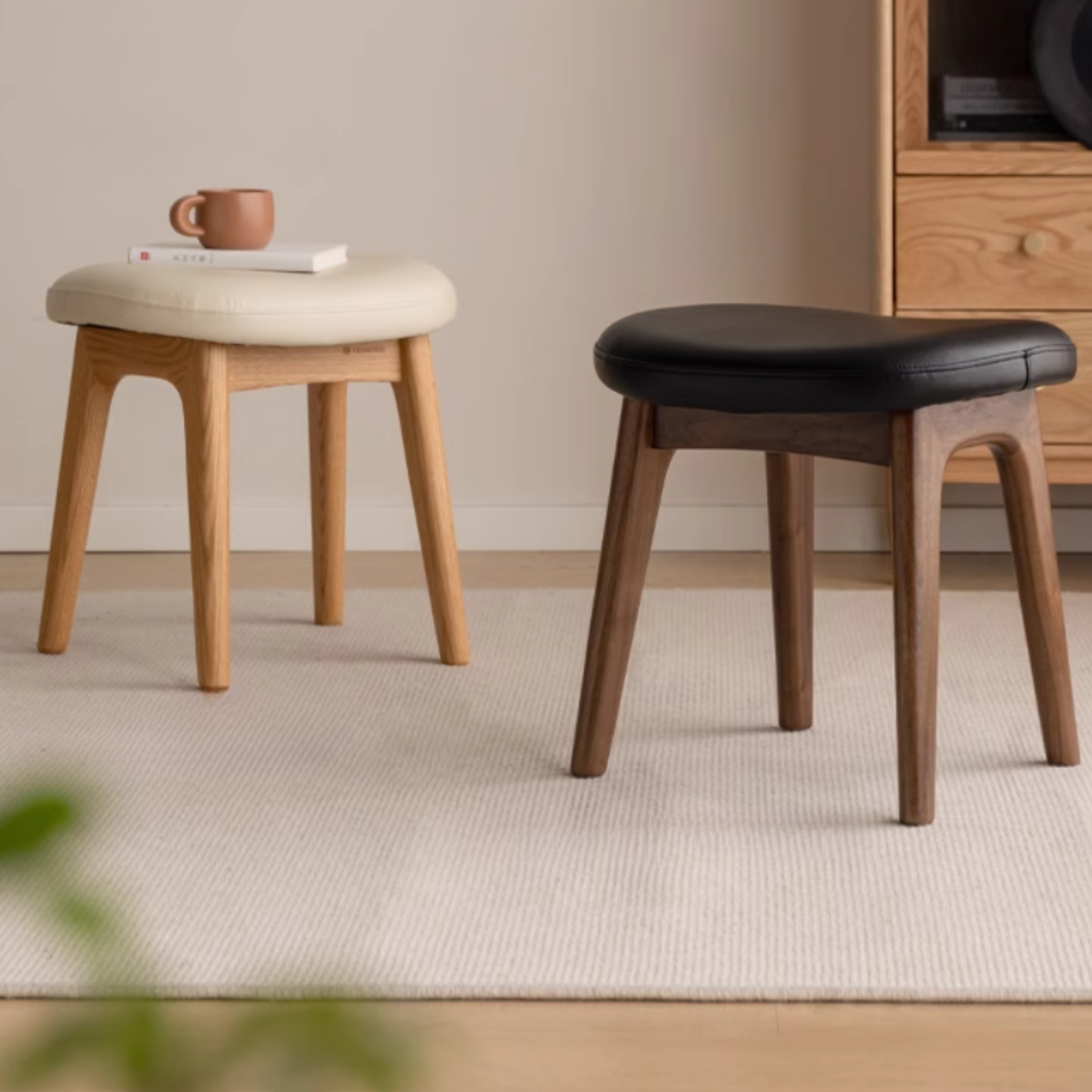 Oak Solid Wood Soft Makeup Stool