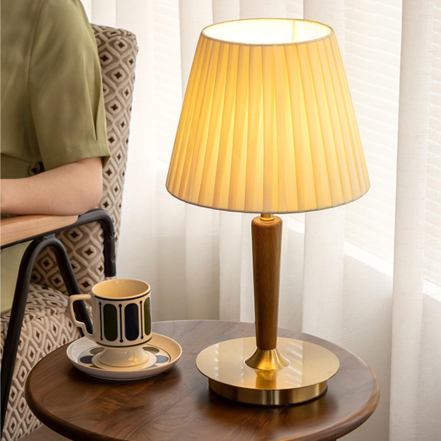 Ash Solid Wood Japanese Style Luxury Lamp