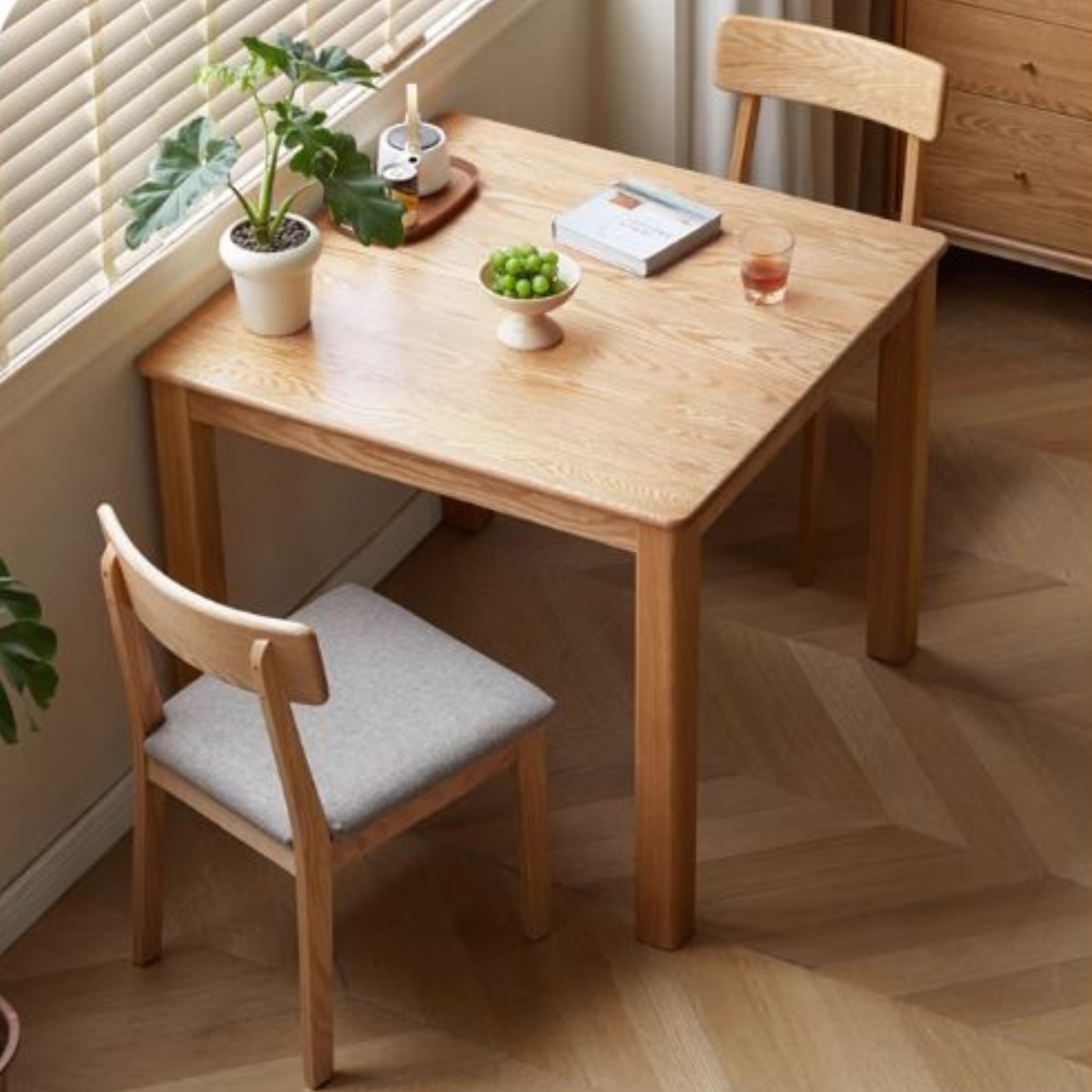 Solid Rubberwood, Oak Solid Wood Square Dining Table