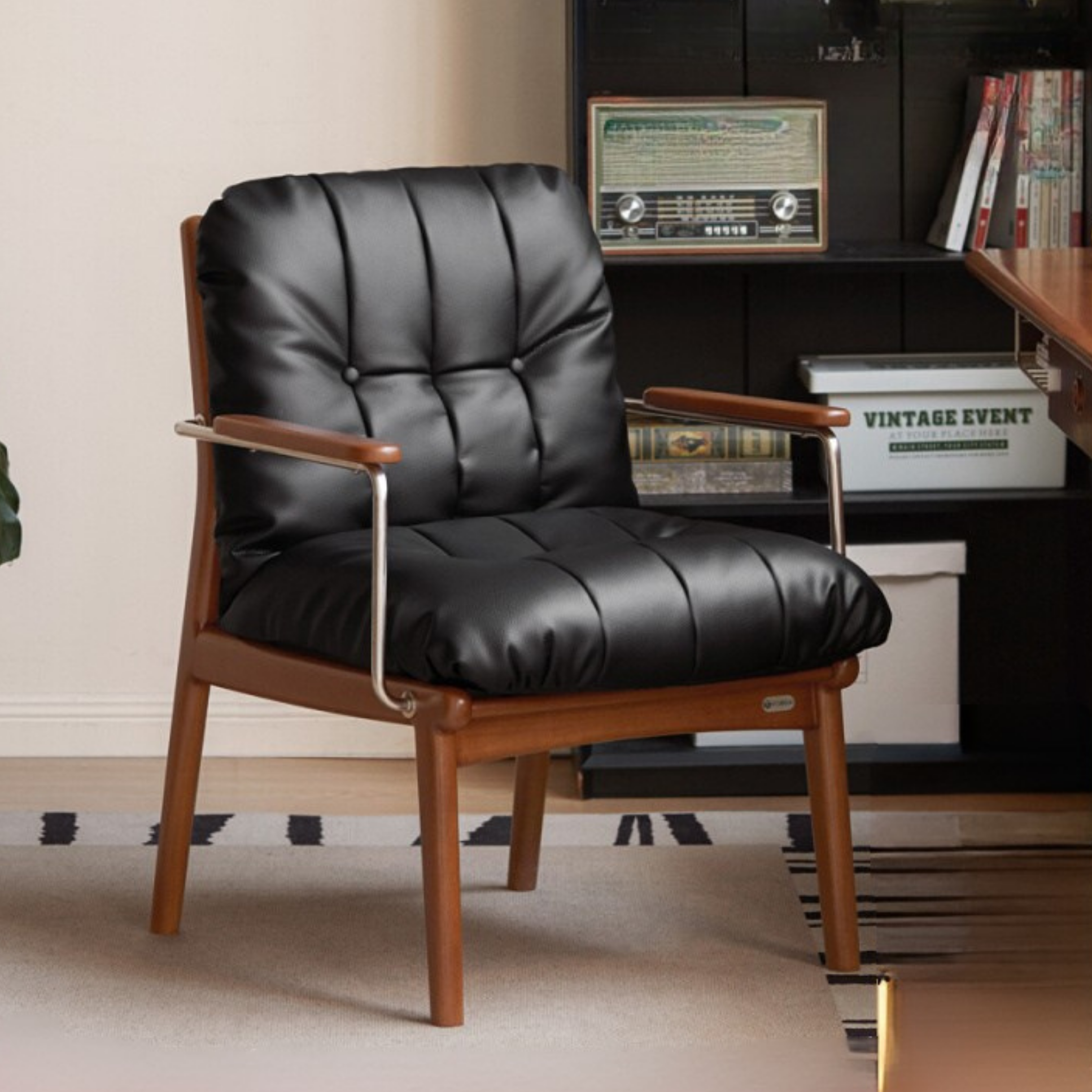Solid Rubberwood Medieval Style Leisure Chair