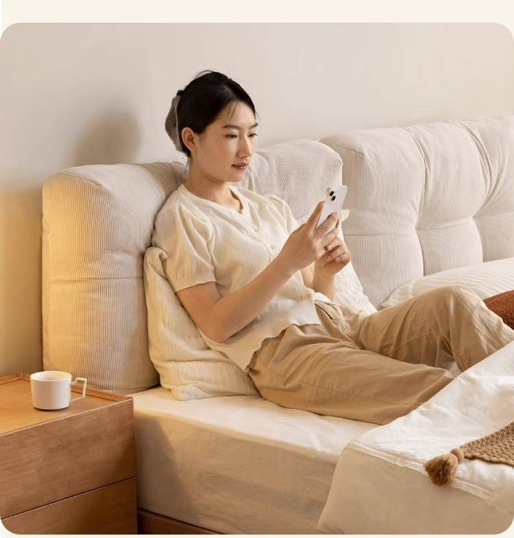 Rubberwood Solid Wood Floating Soft Upholstery Bed