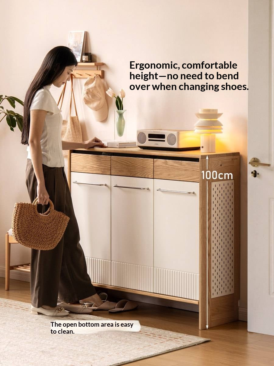 Oak Solid Wood Large Capacity Shoe Storage Cabinet with Fluted Panel Doors and Adjustable Shelves