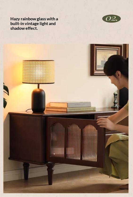 Poplar Solid Wood American Style TV Cabinet.