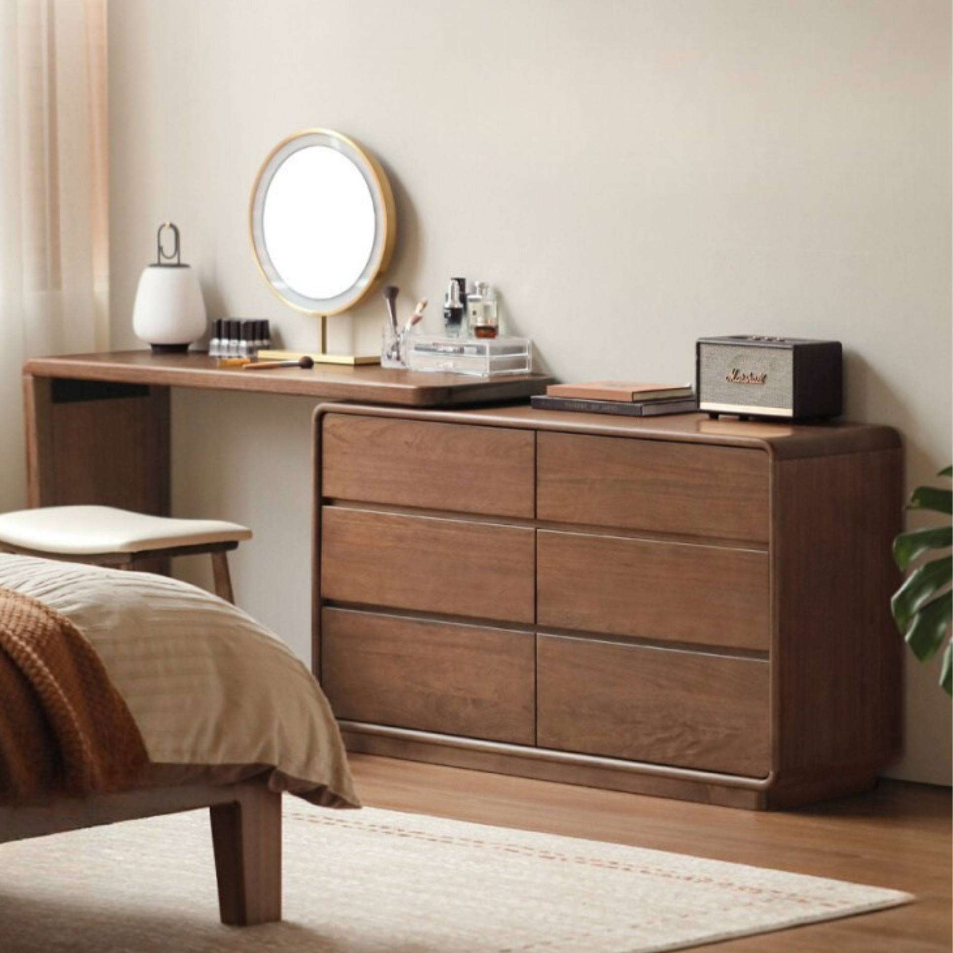 Sandalwood Solid Wood Modern Dressing Table