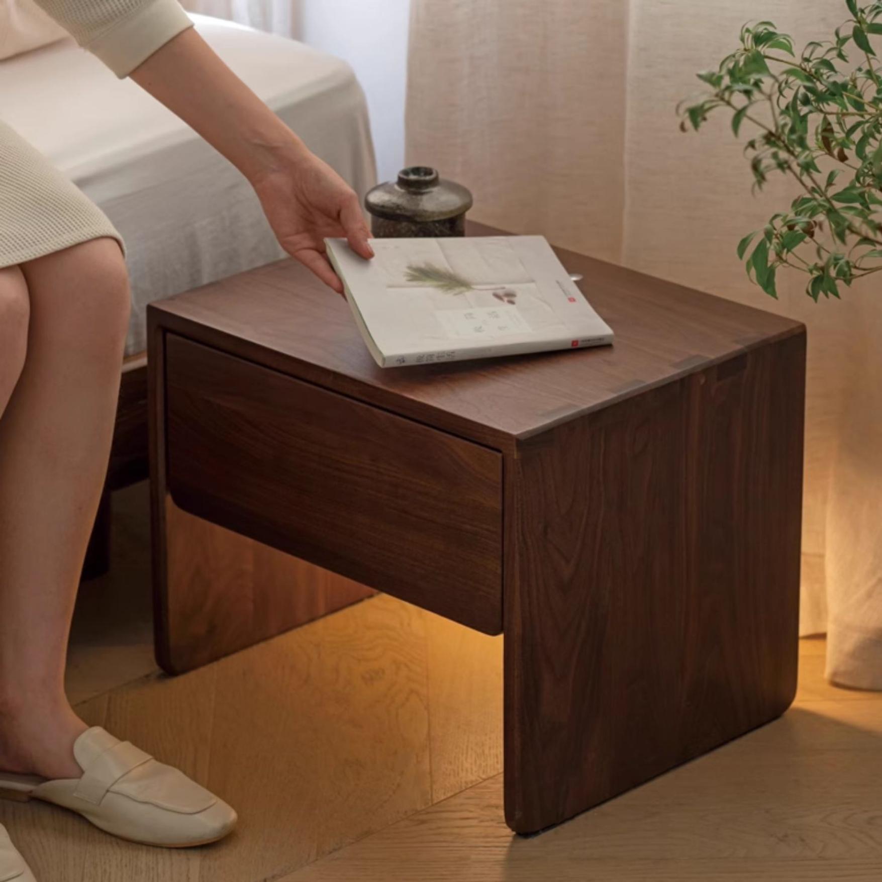 Black walnut, Ash solid wood bedside table simple modern